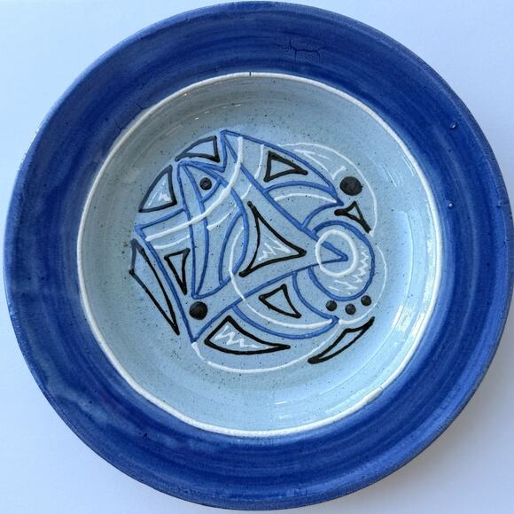 Orcas Island Pottery Trudy Erwin Small Wall Hanging Plate 7 1/4" Washington - Picture 1 of 4